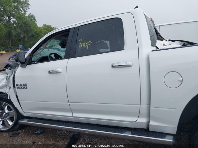 1C6RR7LT2JS206624 RAM 1500 Big Horn  4x4 5'7 Box