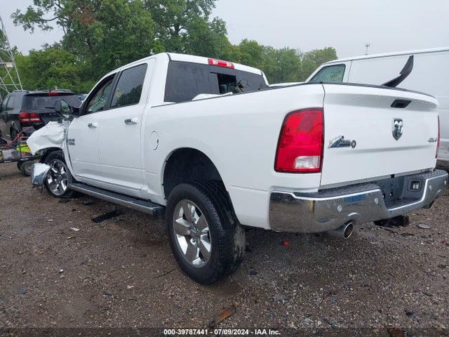 1C6RR7LT2JS206624 RAM 1500 Big Horn  4x4 5'7 Box