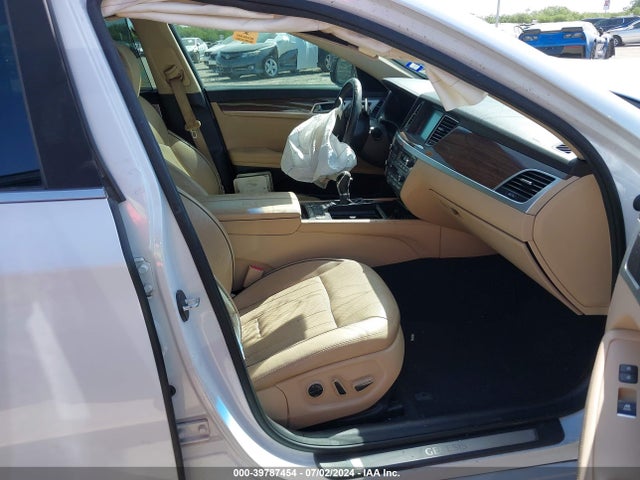 Hyundai Genesis 3.8 2015 KMHGN4JE4FU018967 Image 5