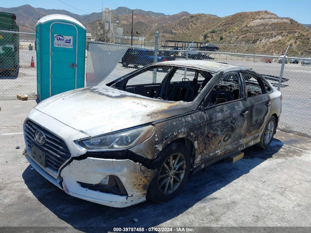 Hyundai SONATA SE 2019 5NPE24AF0KH797477 Image 2