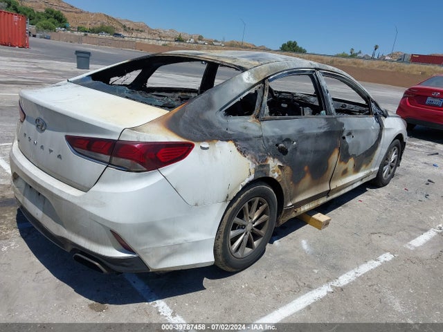 Hyundai SONATA SE 2019 5NPE24AF0KH797477 Image 4