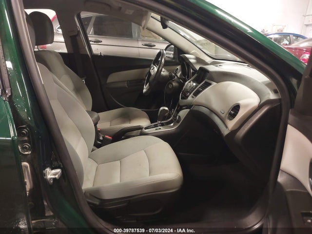 1G1PC5SB0E7199351 Chevrolet Cruze 1lt Auto
