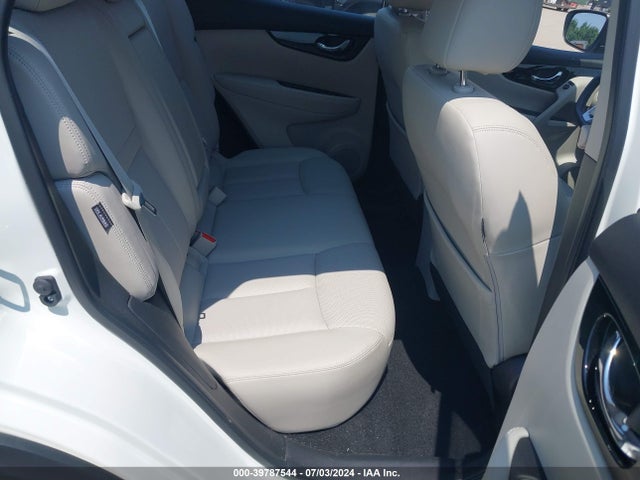 JN1BJ1CV4NW580363 Nissan Rogue Sport Sl Fwd Xtronic Cvt
