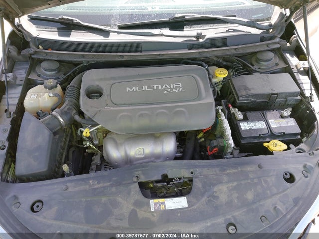 1C3CCCABXFN706477 Chrysler 200 Limited