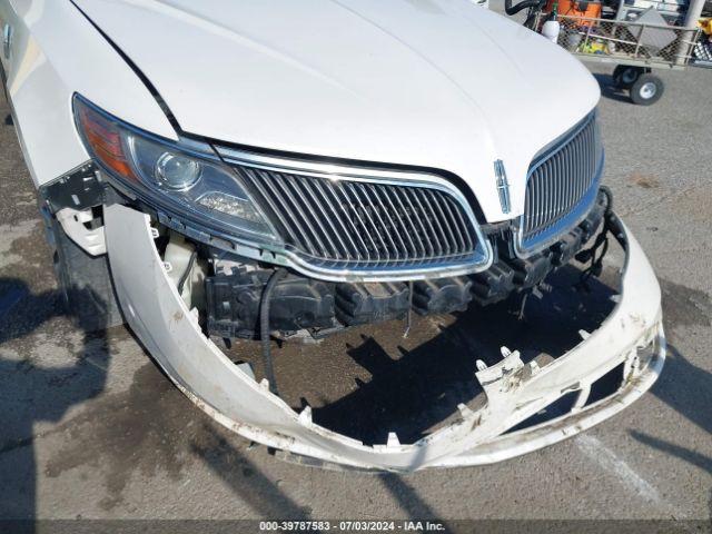1LNHL9DK8FG600819 Lincoln MKS