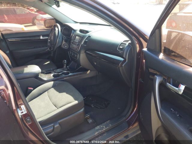 5XYKT3A63FG553524 KIA SORENTO LX
