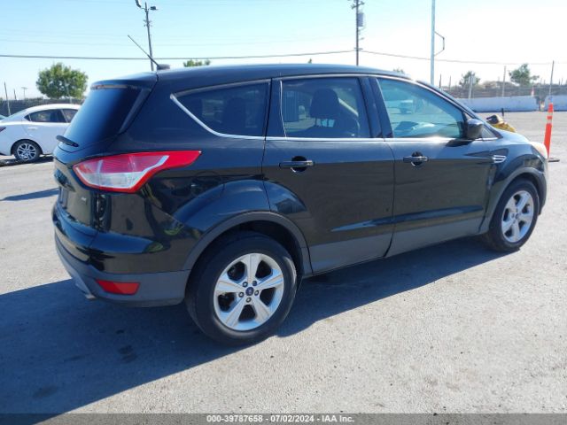 1FMCU0G7XFUB81822 Ford ESCAPE SE