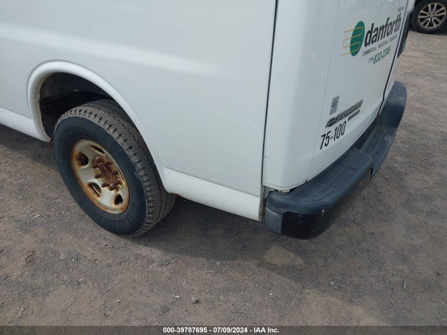 Chevrolet Express 2500 Work Van 2015 1GCWGFCF4F1129094 Image 6