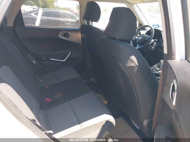 KIA SOUL LX 2021 KNDJ23AU1M7762610 Image 8