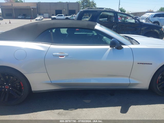 Chevrolet Camaro 1lt 2018 1G1FB3DS9J0162205 Image 13