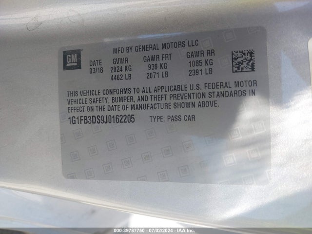 Chevrolet Camaro 1lt 2018 1G1FB3DS9J0162205 Image 9
