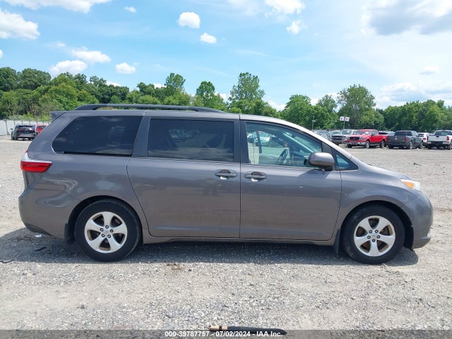 Toyota Sienna Le 8 Passenger 2015 5TDKK3DC4FS628366 Image 13