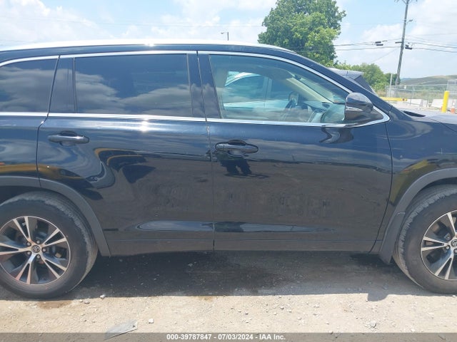 Toyota Highlander Xle V6 2016 5TDJKRFH7GS234949 Image 13