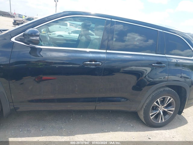 Toyota Highlander Xle V6 2016 5TDJKRFH7GS234949 Image 14
