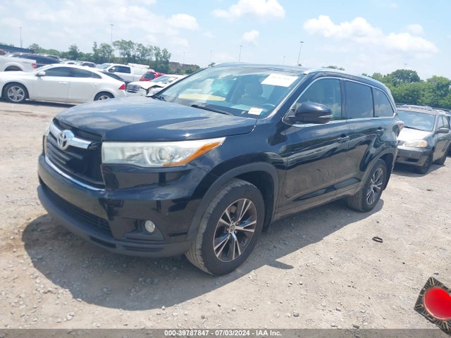 Toyota Highlander Xle V6 2016 5TDJKRFH7GS234949 Image 2
