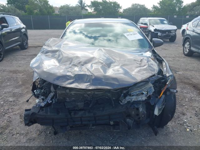 4T1BF1FK7HU384171 Toyota CAMRY SE