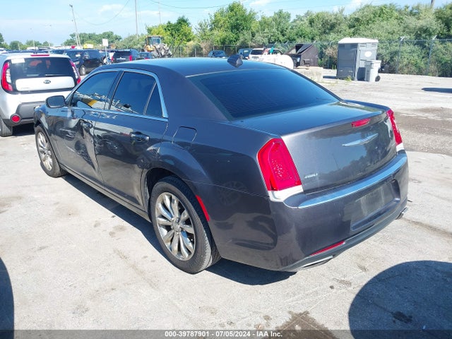 2C3CCARG4HH637382 Chrysler 300 Limited Awd