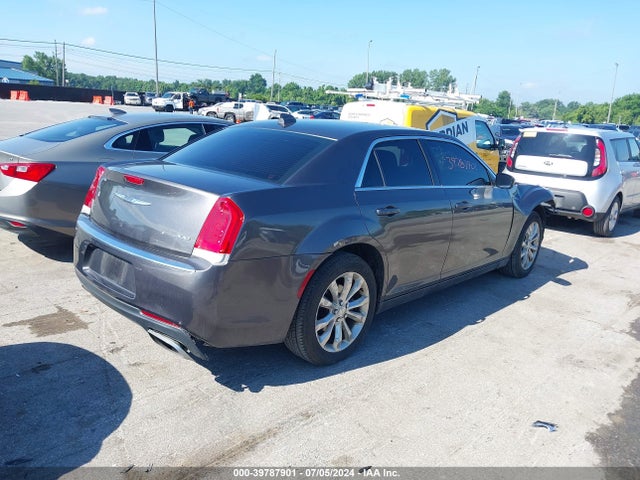 2C3CCARG4HH637382 Chrysler 300 Limited Awd