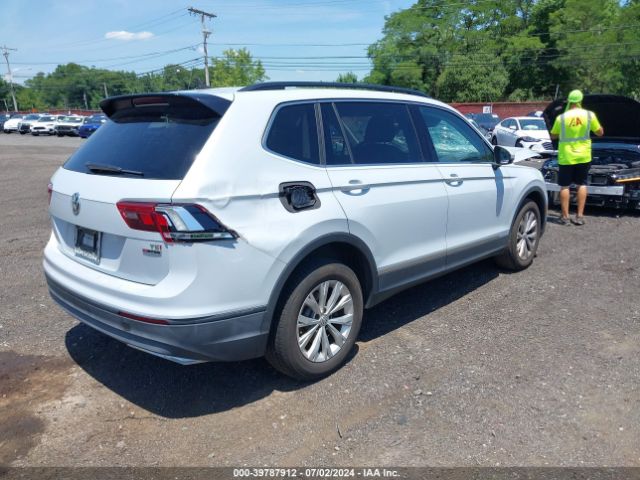 3VV2B7AX9JM149238 Volkswagen Tiguan 2.0t Se/2.0t Sel