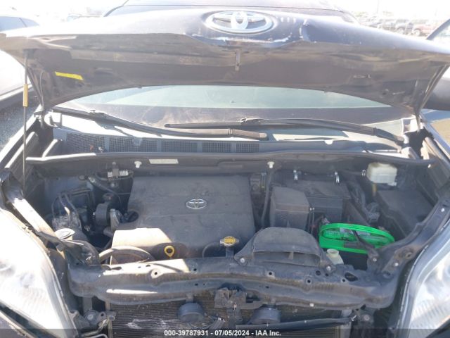 5TDZK3DC6FS554978 Toyota Sienna L 7 Passenger