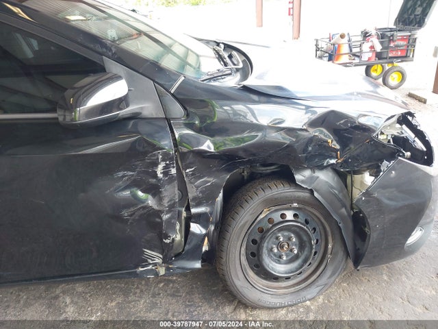 Toyota COROLLA LE 2017 5YFBURHE0HP715976 Image 18