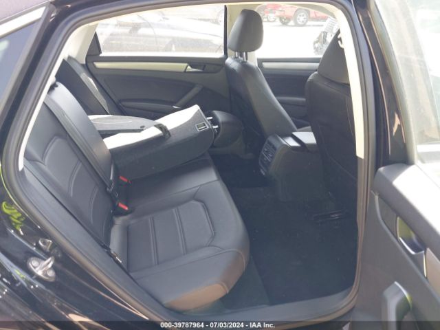 1VWSA7A38NC009183 Volkswagen Passat 2.0t Se