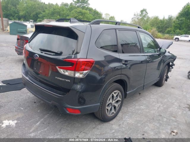 JF2SKAEC5KH501290 Subaru Forester Premium