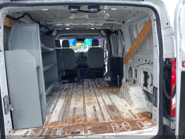 Ford Transit-150 2018 1FTYE1ZM4JKB03203 Image 8