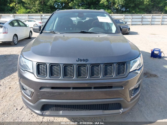 3C4NJCBB7KT624399 Jeep Compass Altitude Fwd