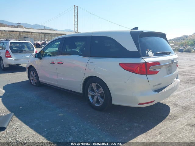 Honda ODYSSEY EX 2018 5FNRL6H58JB024700 Image 3