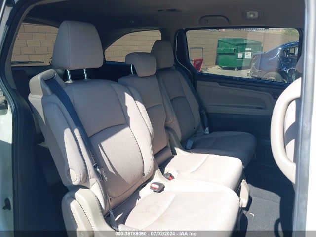Honda ODYSSEY EX 2018 5FNRL6H58JB024700 Image 8
