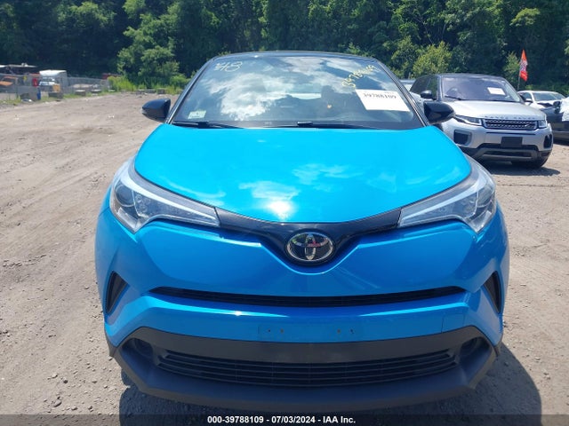 Toyota C-HR XLE 2019 NMTKHMBX0KR075895 Image 13
