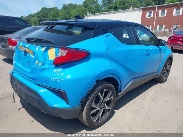 Toyota C-HR XLE 2019 NMTKHMBX0KR075895 Image 4