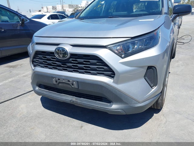 Toyota RAV4 LE 2020 2T3H1RFV3LC045944 Image 12