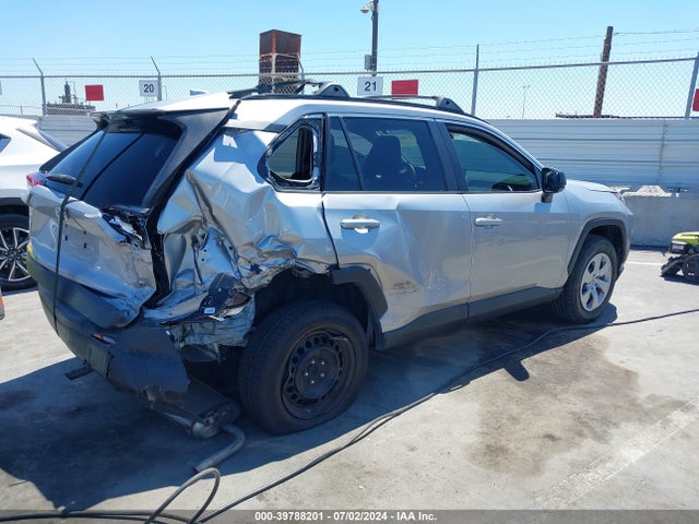 Toyota RAV4 LE 2020 2T3H1RFV3LC045944 Image 4