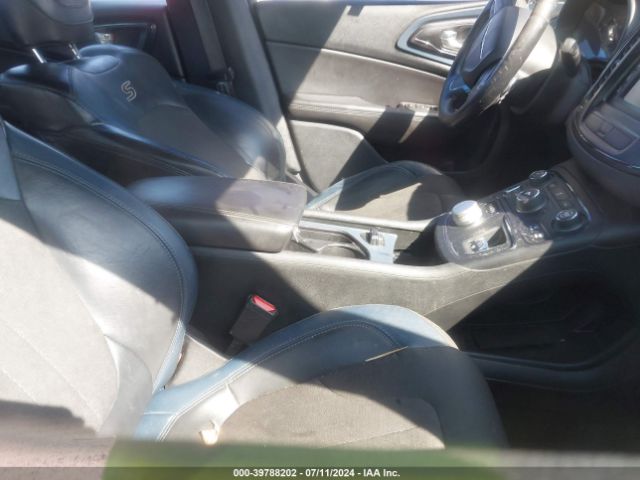 1C3CCCBB2FN710053 Chrysler 200 S