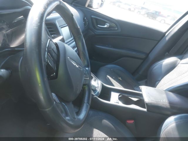 1C3CCCBB2FN710053 Chrysler 200 S