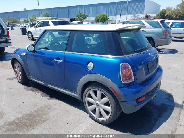 2008 MINI COOPER S WMWMF73588TT91244 Photo 2