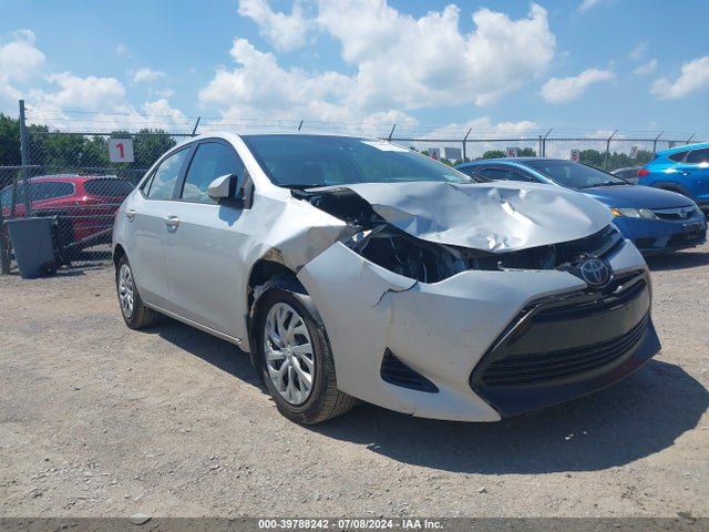 2017 2T1BURHE1HC958843 main image