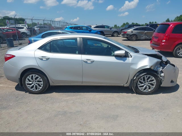 Toyota COROLLA LE 2017 2T1BURHE1HC958843 Image 13