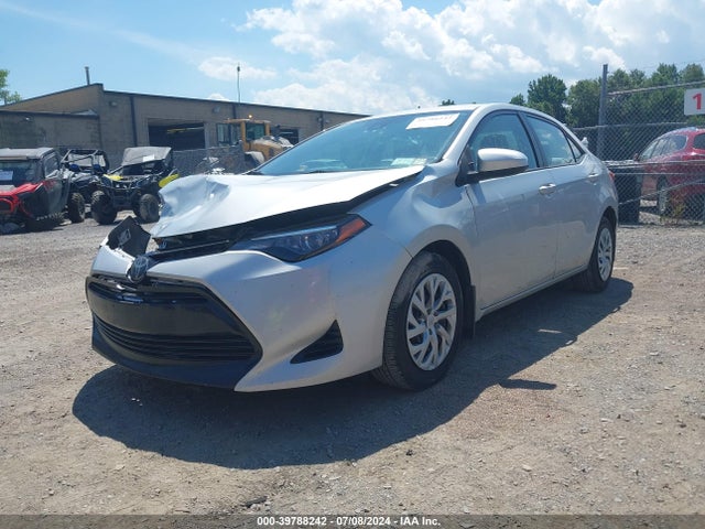 Toyota COROLLA LE 2017 2T1BURHE1HC958843 Image 2