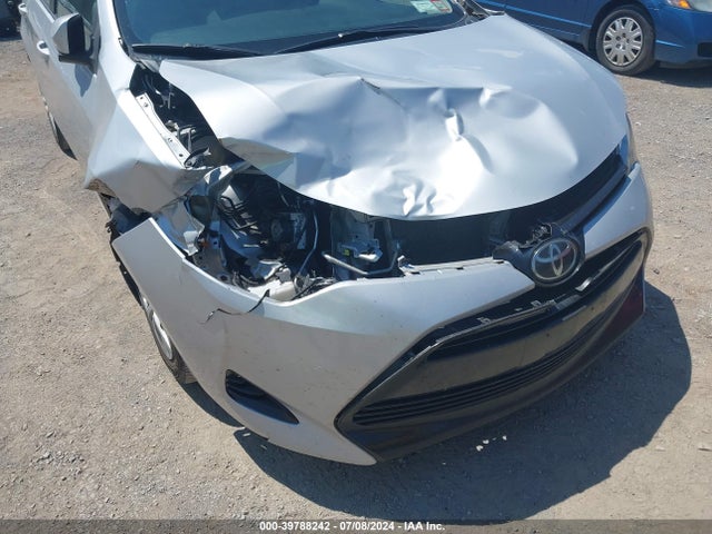 Toyota COROLLA LE 2017 2T1BURHE1HC958843 Image 6