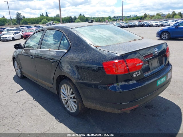 3VWL17AJ9EM217767 Volkswagen Jetta 1.8t Sel