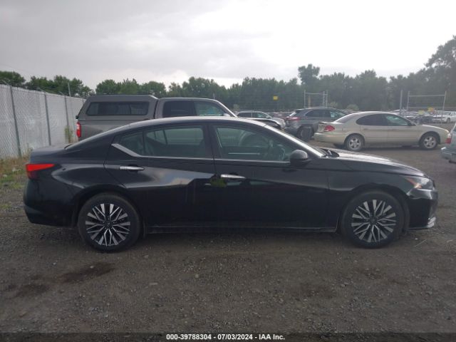 1N4BL4DV2PN311090 Nissan Altima Sv Fwd