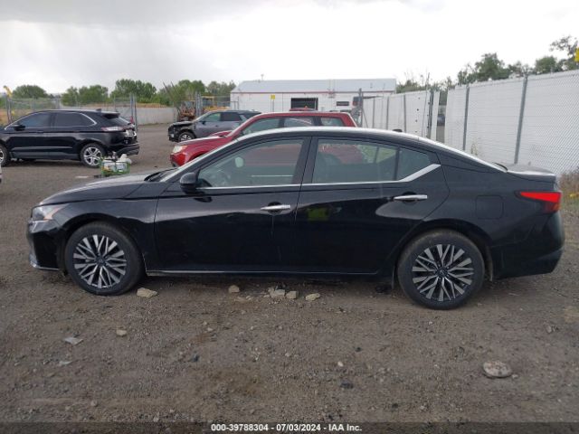 1N4BL4DV2PN311090 Nissan Altima Sv Fwd