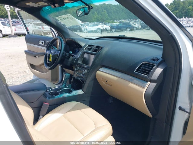 Ford EXPLORER XLT 2016 1FM5K8D8XGGC10228 Image 5