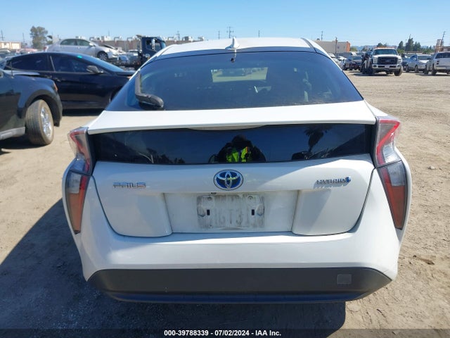 Toyota Prius Two 2016 JTDKBRFU5G3001865 Image 16