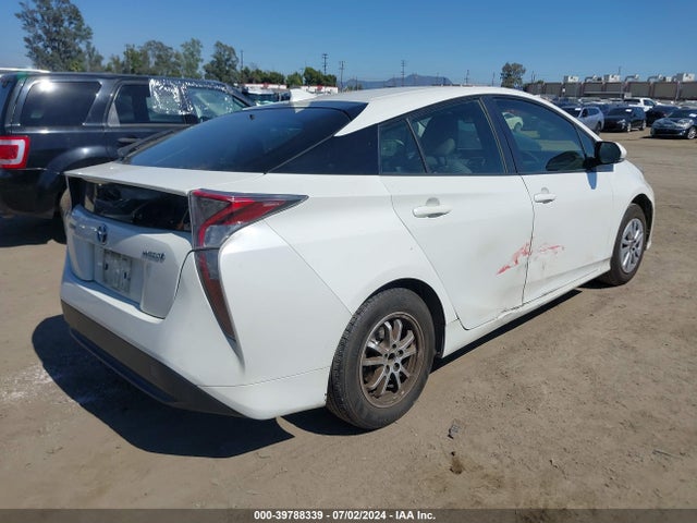 Toyota Prius Two 2016 JTDKBRFU5G3001865 Image 4