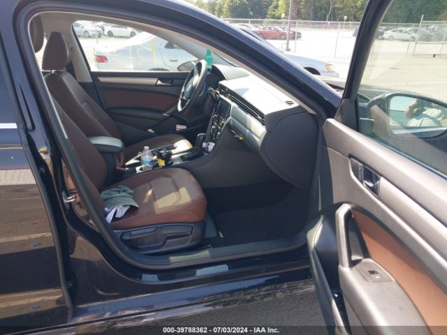 1VWSA7A32NC005825 Volkswagen Passat 2.0t Se