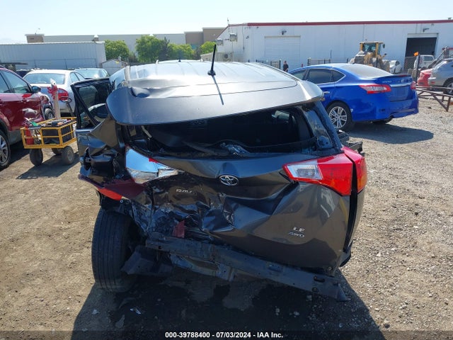 Toyota RAV4 LE 2015 2T3BFREV5FW322427 Image 16